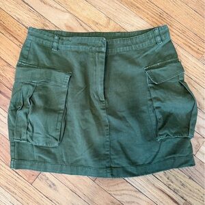Green Utility Skirt with Pockets